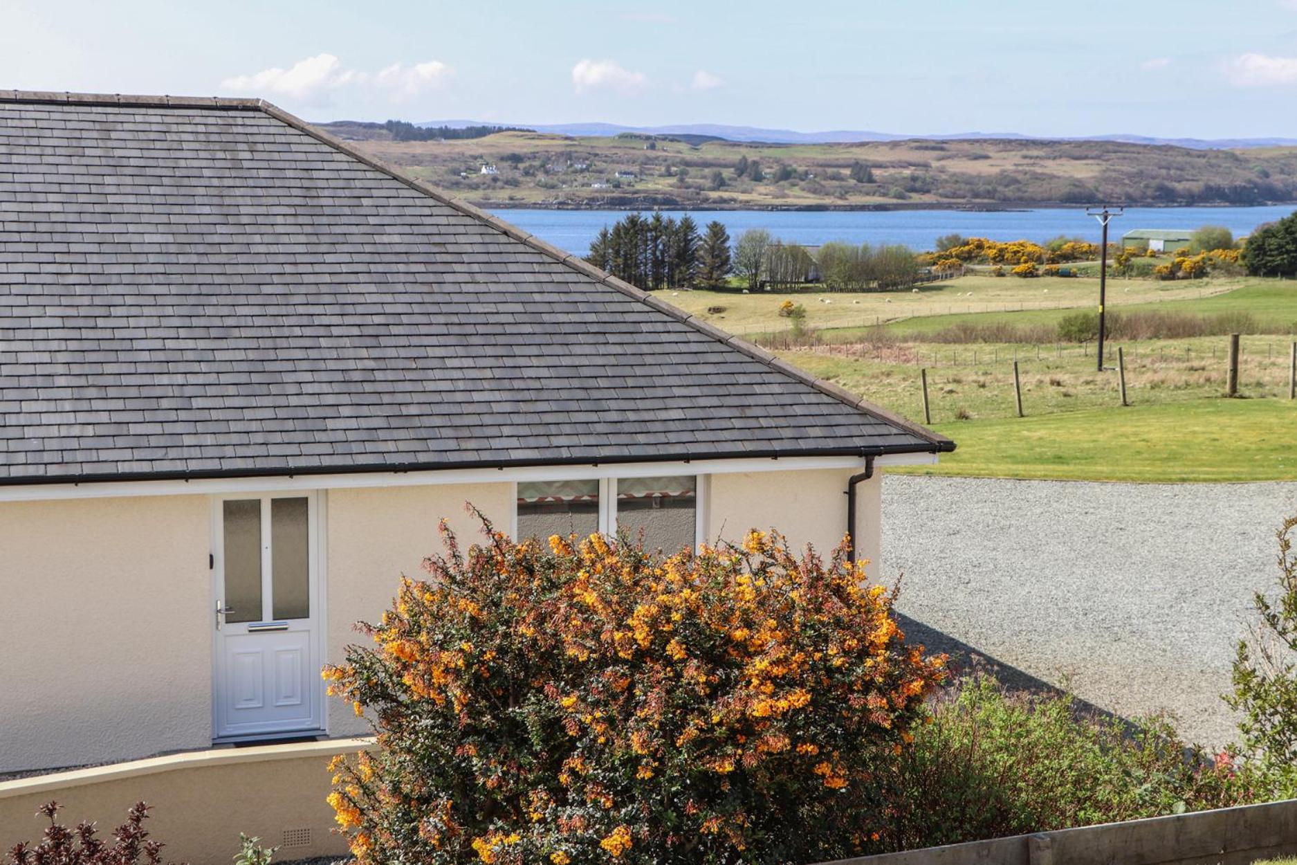 Burnside Cottage Portree Exterior photo